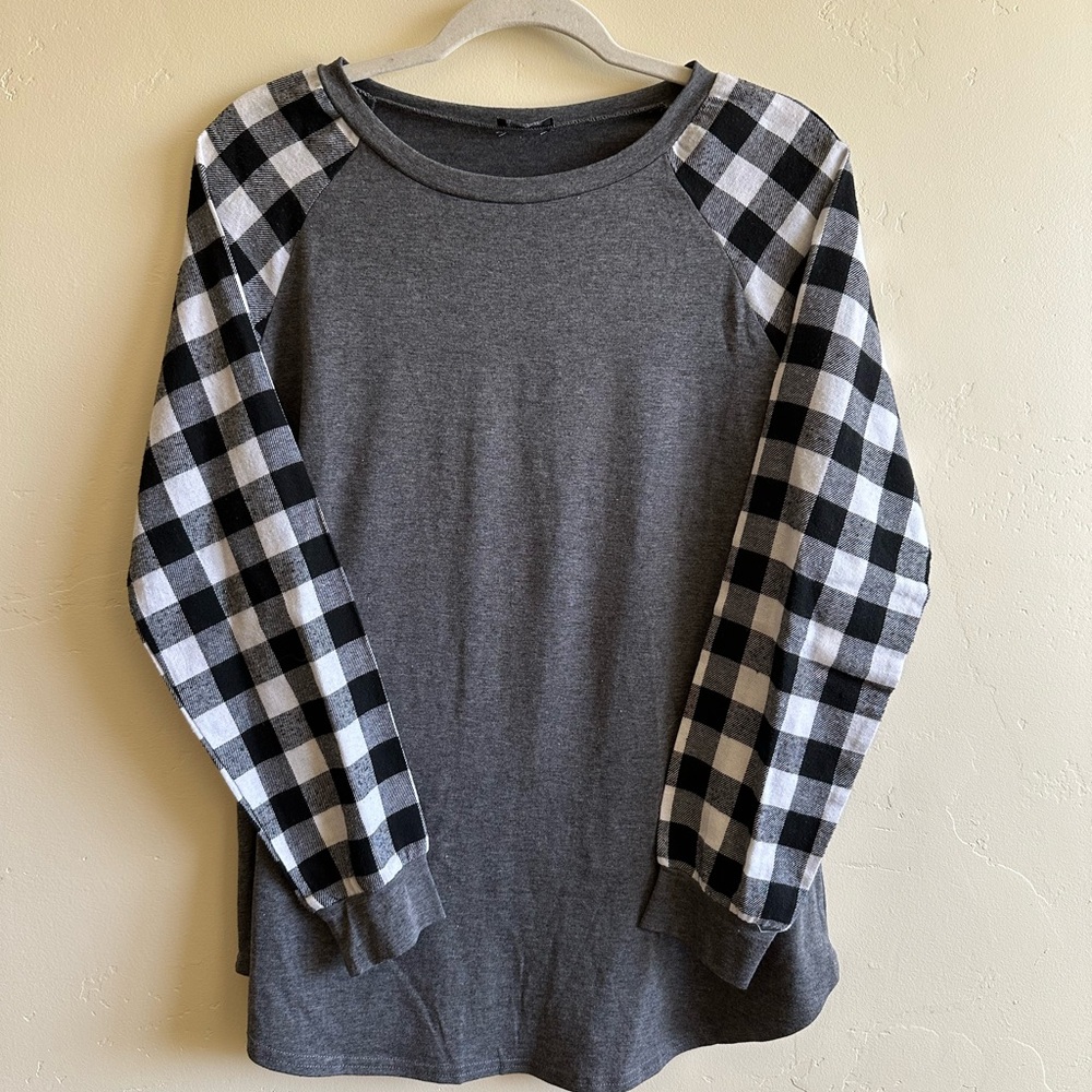 Gray Long Sleeve Top with Checkered Sleeves